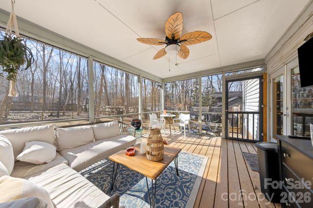 7615 Zermatt Lane, Charlotte, NC 28226