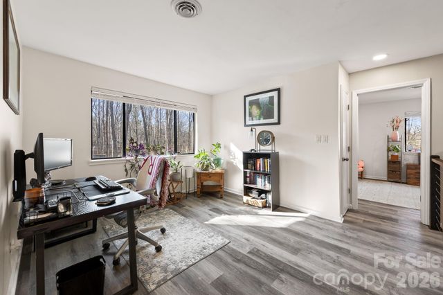 7615 Zermatt Lane, Charlotte, NC 28226