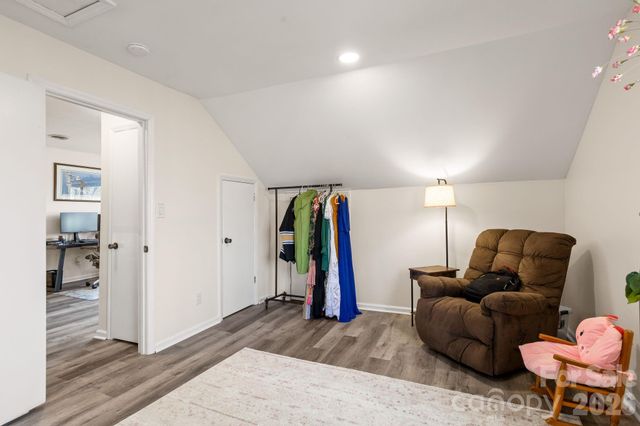 7615 Zermatt Lane, Charlotte, NC 28226