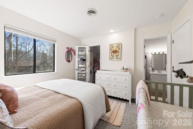 7615 Zermatt Lane, Charlotte, NC 28226