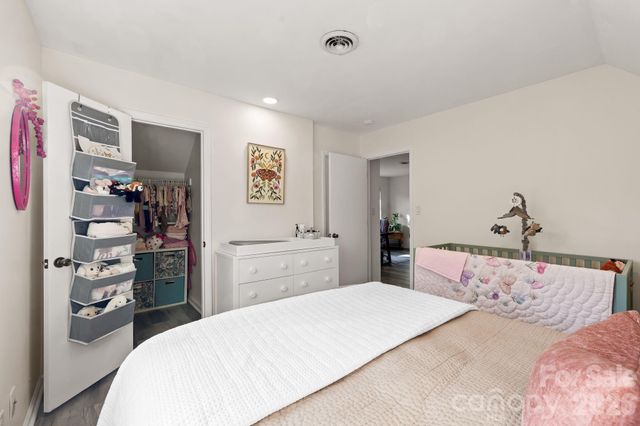 7615 Zermatt Lane, Charlotte, NC 28226