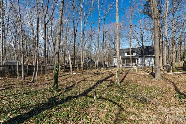 7615 Zermatt Lane, Charlotte, NC 28226