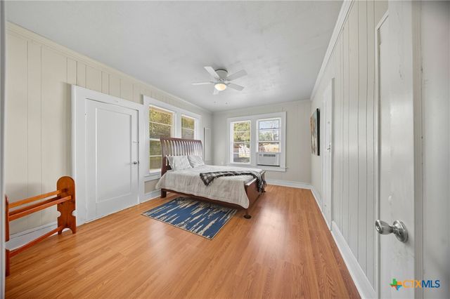 1202 S 7th Street, Temple, TX 76504