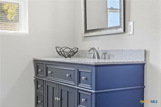 1202 S 7th Street, Temple, TX 76504