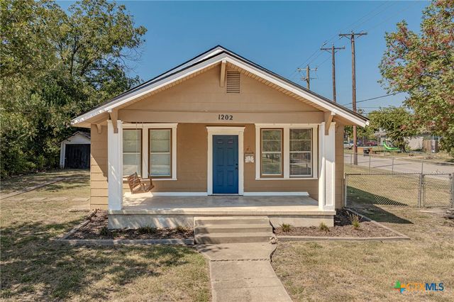 1202 S 7th Street, Temple, TX 76504