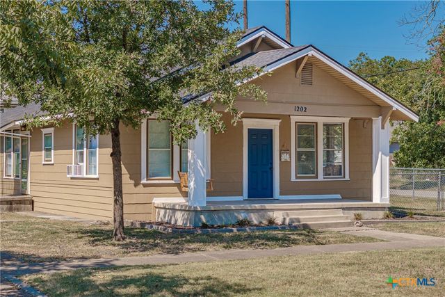 1202 S 7th Street, Temple, TX 76504
