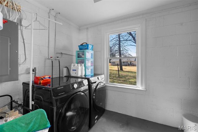 3666 McKibbon Road, St Louis, MO 63114