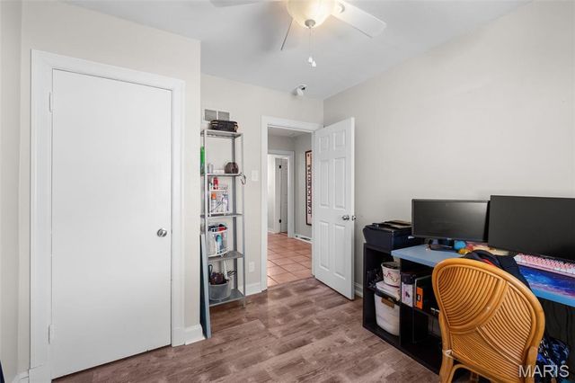 3666 McKibbon Road, St Louis, MO 63114