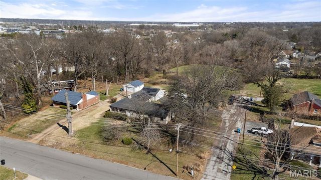 3666 McKibbon Road, St Louis, MO 63114