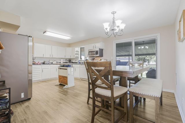 38 Carey Lane, Heath, OH 43056