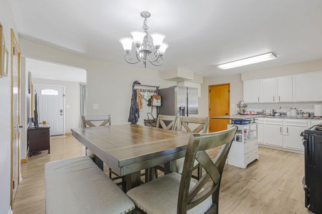 38 Carey Lane, Heath, OH 43056