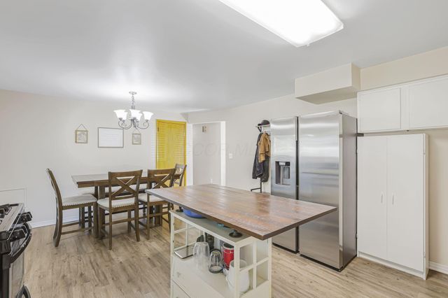 38 Carey Lane, Heath, OH 43056