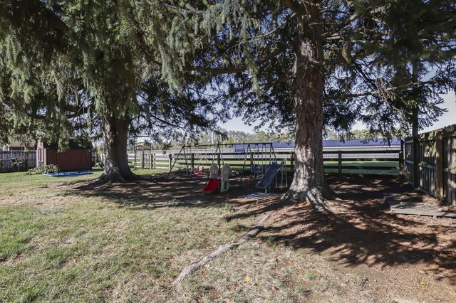 38 Carey Lane, Heath, OH 43056