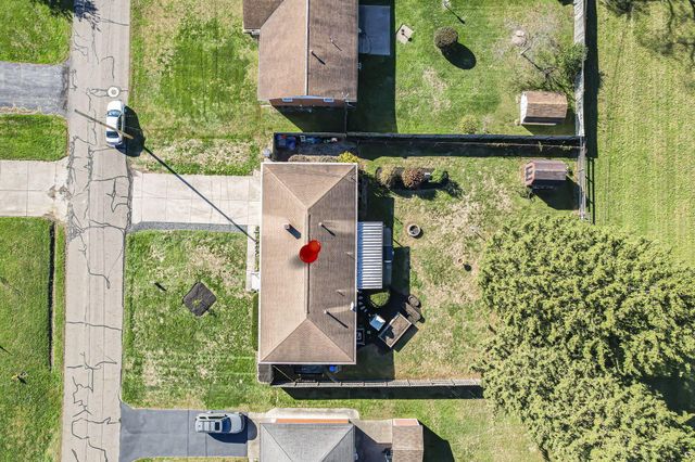 38 Carey Lane, Heath, OH 43056