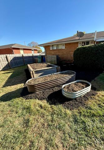 38 Carey Lane, Heath, OH 43056