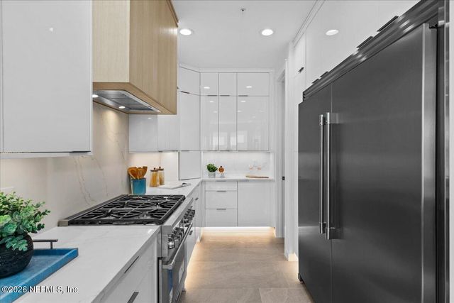 118 13TH Avenue S 103 C, Jacksonville Beach, FL 32250