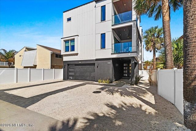 118 13TH Avenue S 103 C, Jacksonville Beach, FL 32250