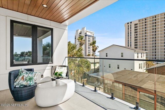 118 13TH Avenue S 103 C, Jacksonville Beach, FL 32250