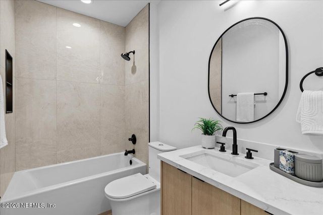 118 13TH Avenue S 103 C, Jacksonville Beach, FL 32250