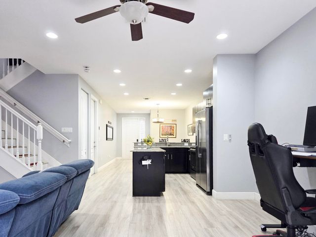 4679 TARA COVE Way, West Palm Beach, FL 33417