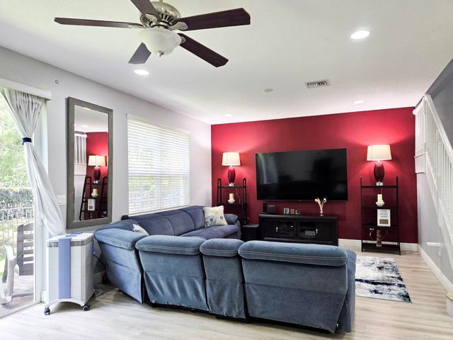 4679 TARA COVE Way, West Palm Beach, FL 33417