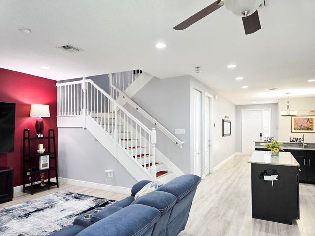 4679 TARA COVE Way, West Palm Beach, FL 33417