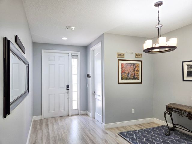 4679 TARA COVE Way, West Palm Beach, FL 33417