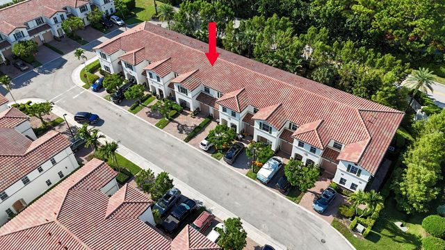 4679 TARA COVE Way, West Palm Beach, FL 33417