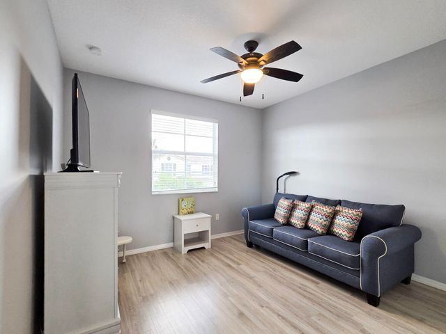 4679 TARA COVE Way, West Palm Beach, FL 33417