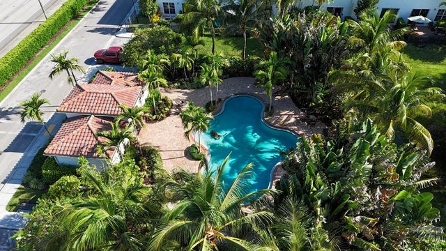 4679 TARA COVE Way, West Palm Beach, FL 33417