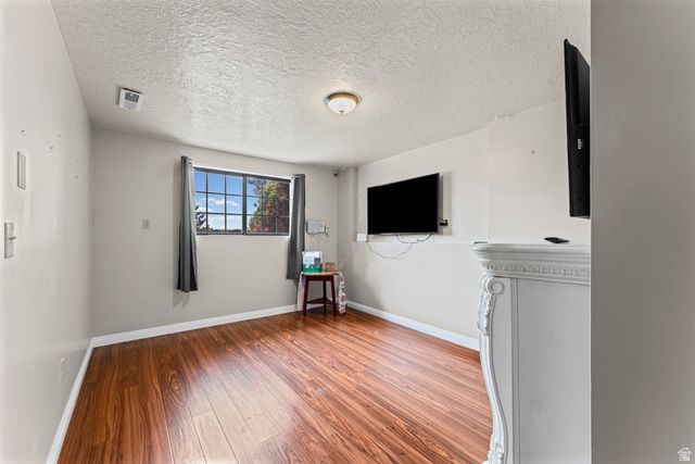 1148 N 1000 E, Layton, UT 84040