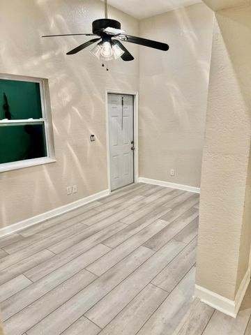 1040 17th Street A, West Palm Beach, FL 33407