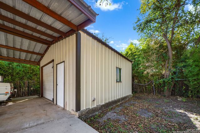 254 Bank, San Antonio, TX 78204