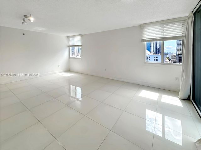 850 N Miami Ave W-1903, Miami, FL 33136