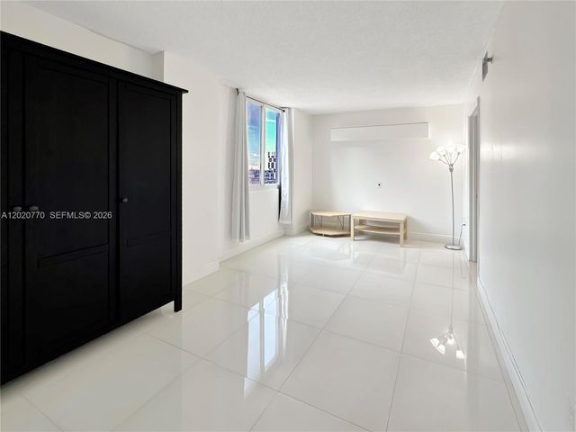 850 N Miami Ave W-1903, Miami, FL 33136