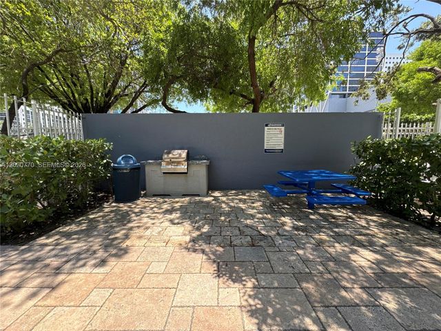 850 N Miami Ave W-1903, Miami, FL 33136
