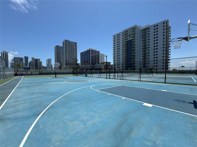 850 N Miami Ave W-1903, Miami, FL 33136
