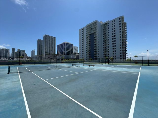 850 N Miami Ave W-1903, Miami, FL 33136
