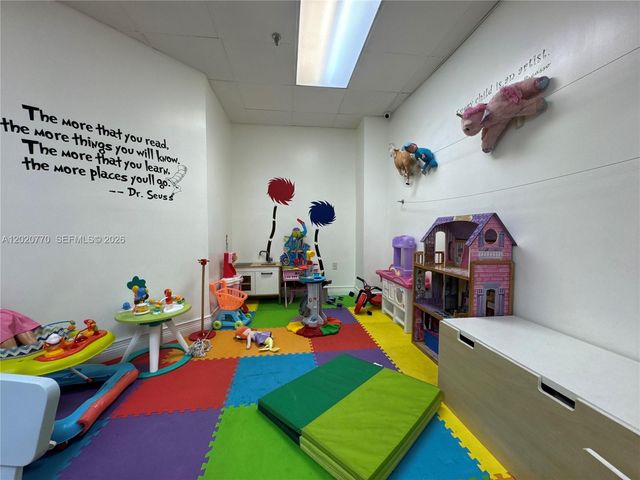 850 N Miami Ave W-1903, Miami, FL 33136