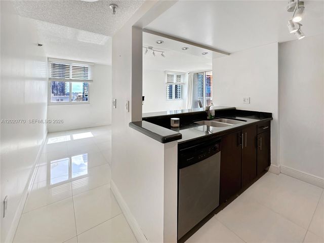 850 N Miami Ave W-1903, Miami, FL 33136