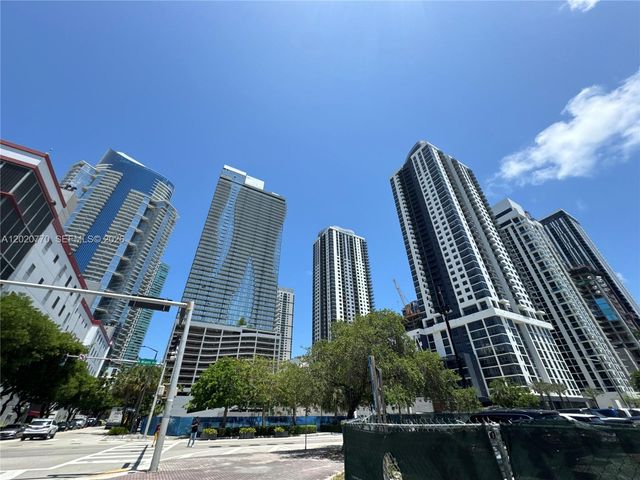 850 N Miami Ave W-1903, Miami, FL 33136