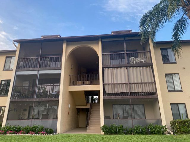 806 Sky Pine Way G3, Greenacres, FL 33415