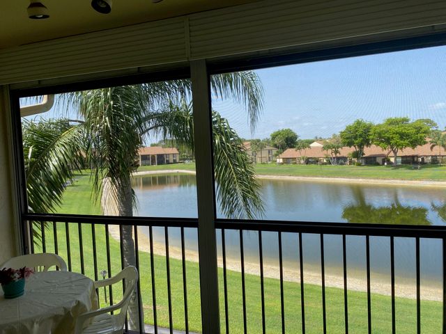 806 Sky Pine Way G3, Greenacres, FL 33415