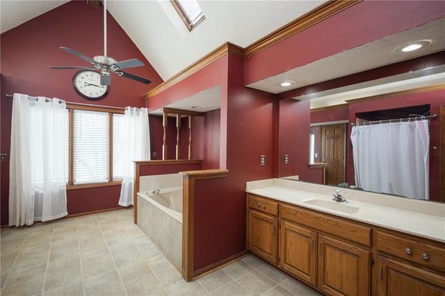 12308 E 63rd Terrace, Kansas City, MO 64133