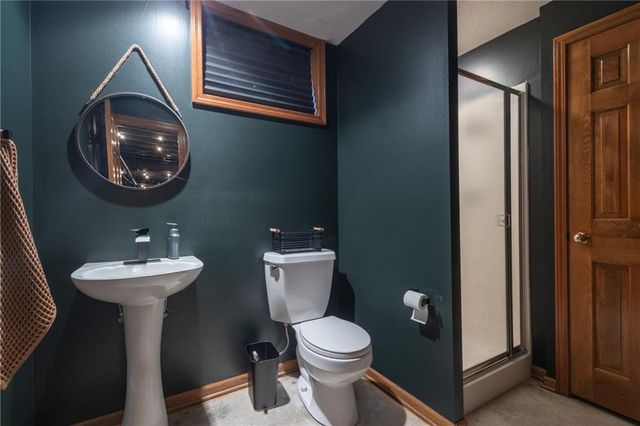 12308 E 63rd Terrace, Kansas City, MO 64133