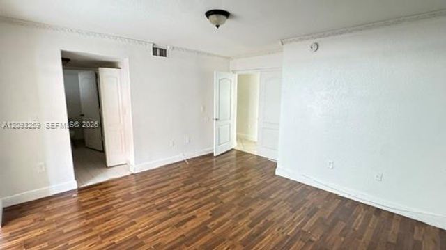 11051 W Okeechobee Road 101, Hialeah Gardens, FL 33018