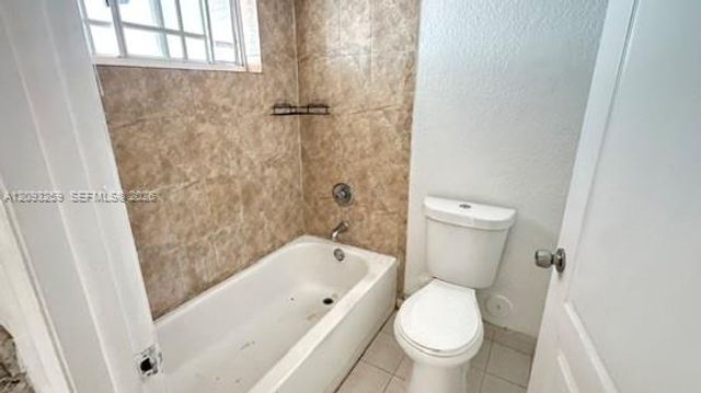 11051 W Okeechobee Road 101, Hialeah Gardens, FL 33018