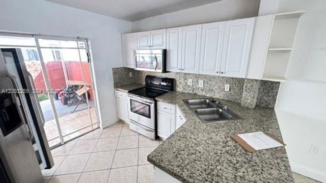 11051 W Okeechobee Road 101, Hialeah Gardens, FL 33018