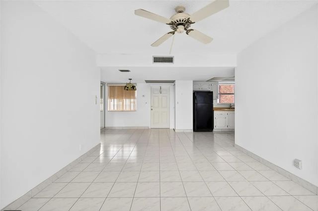 1820 New Palm Way 306, Boynton Beach, FL 33435