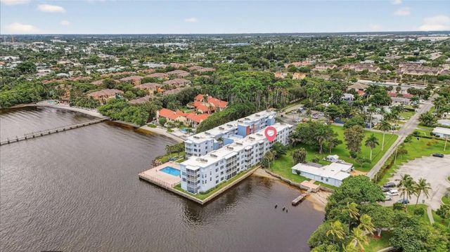 1820 New Palm Way 306, Boynton Beach, FL 33435
